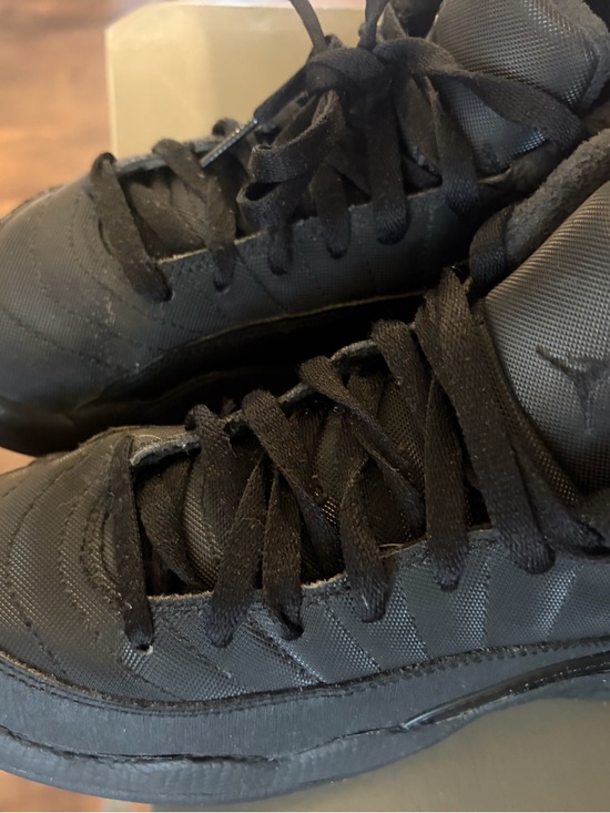 Jordan Kids' All-Black Sneaker - Picture 2 of 14